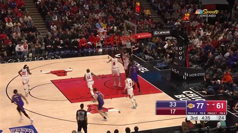 Zach Lavine With A Dunk Vs The Los Angeles Lakers Yahoo Sports