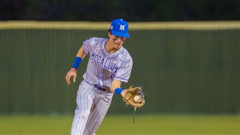 Roundup of Thursday's high school baseball playoff games