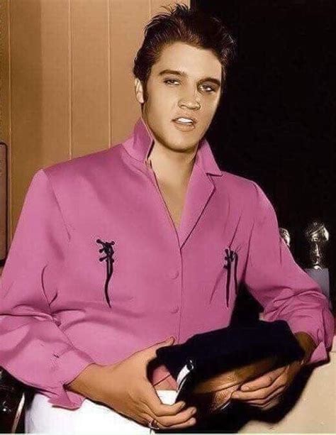 Pin By Ida Ueding On Elvis Presley Young Elvis Rare Elvis Photos Elvis