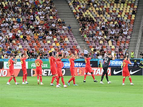 Chiar și eliminată din Europa, FCSB continuă să atragă fanii la stadion