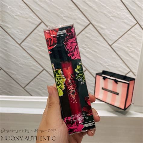 Nước hoa ống dạng lăn Victorias Secret Bombshell Seduction Eau De