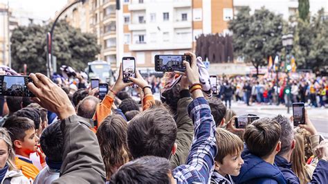 Valencia CF Innovates with NFC Technology for Seamless Stadium Access.