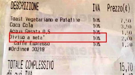 Due euro per dividere il toast a metà lo scontrino che fa discutere