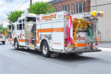 Tenafly Fire Department Engine 1 2006 Seagrave Triborough Flickr