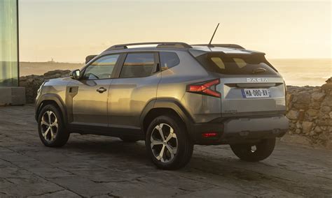 Dacia Duster Hybrid Journey Edited Automais