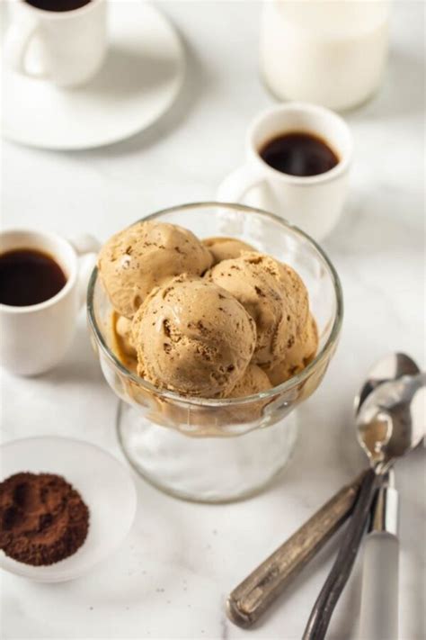 Vegan Butterscotch Ice Cream