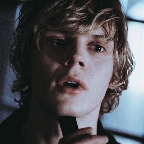 Pin On Monster The Jeffrey Dahmer Story 2022 Evan Peters