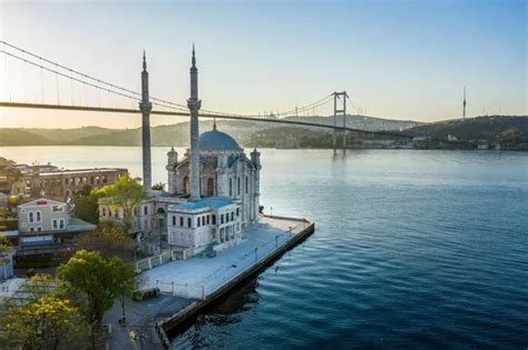 Istanbul Unveiled A Cultural Fiesta In Turkeys Historic Metropolis