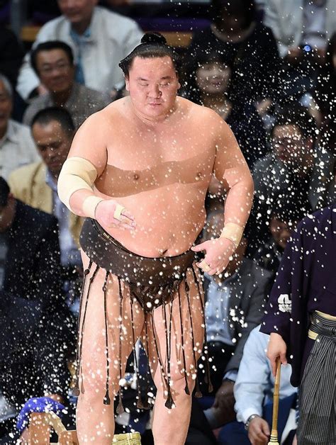 大相撲九州場所：白鵬、通算1000勝史上3人目 写真特集26 毎日新聞