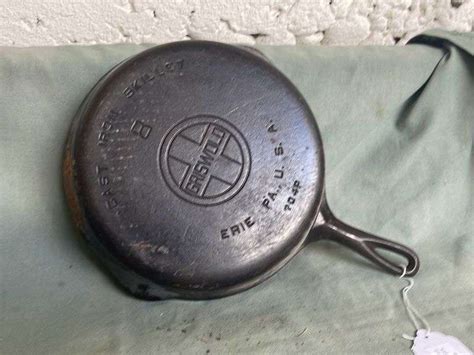 Griswold 8” Cast Iron Skillet - Apexx Auctions