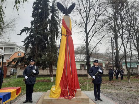 La Ocni A Inaugurat Monumentul Eroilor Gr Niceri C Zu I N Primul