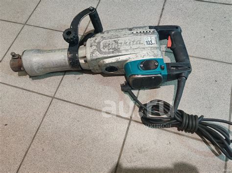 Отбойник, отбойный молоток Makita HM1304 — купить в Красноярске ...