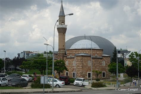 Hatice İsfendiyar Camii Konumu Bilgileri ve Fotoğrafları Kültür