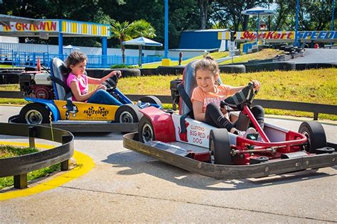 Go-Karts | Fast Eddies Fun Center