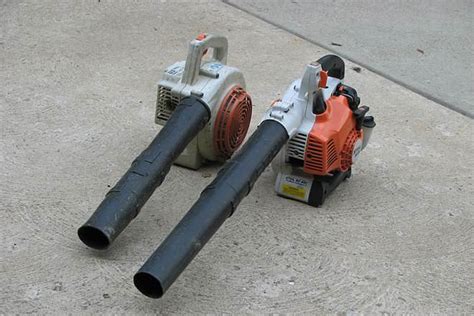 Electric Vs Gas Leaf Blowers Difference And Comparison Diffen