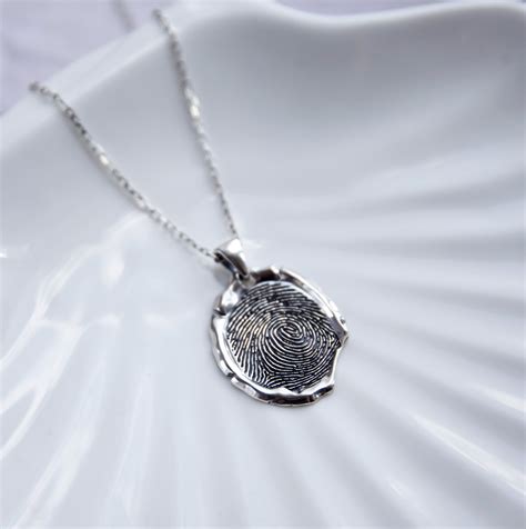 Кулон Отпечаток на цепочке – Jam Jewelry