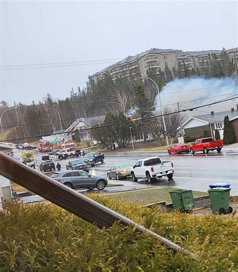 Mise à Jour Une Résidence Est La Proie Des Flammes Sur Le Boulevard