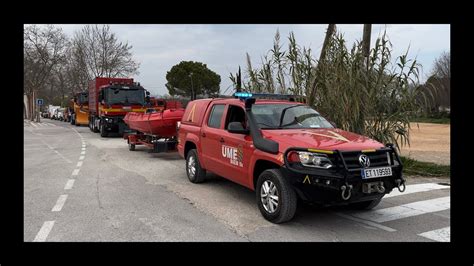 Convoy De Veh Culos Unidad Militar De Emergencia Y Cruz Roja Valencia