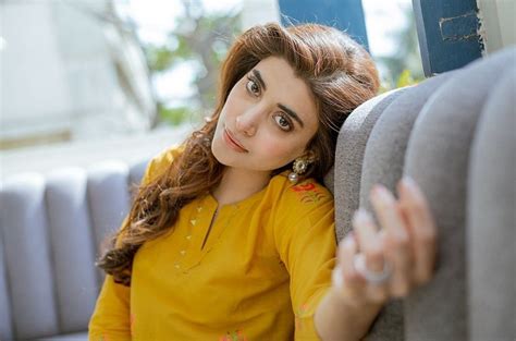 Pin by 𝑍𝑎𝑟𝑎♡ on Urwa Hocane♡ | Pakistani actress, Actresses, Beauty