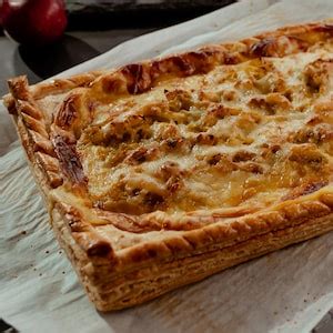 Tarte Fine Aux Poireaux Et La Sauce B Chamel Mordu