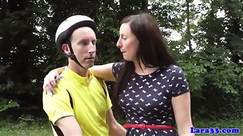 UK Milf Jizzed On While Ass Fingered