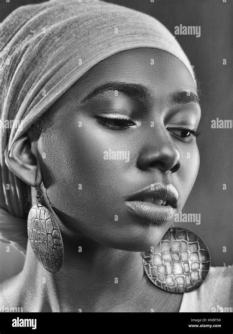 African woman, female portrait with saved skin texture Stock Photo - Alamy