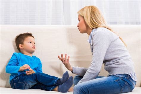 Come Parlare Ai Bambini Di Violenza In Tv Una Guida Dall Asilo All