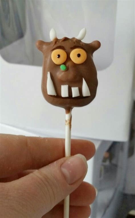 Pin By Lubelia Rodrigues On Gruffalo Parties Cake Pops Gruffalo