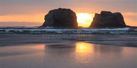 Far Rockaway Beach stock image. Image of coastline, rocky - 10783043