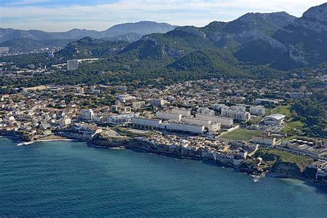 Vues aériennes de la Madrague port de Marseille PAF