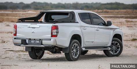 Toyota Hilux 2 8L Versus Mitsubishi Triton 2 4L Which One Of The Two