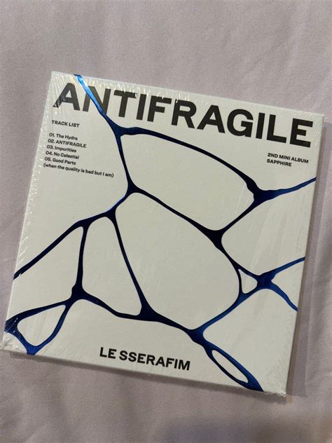 LE SSERAFIM antifragile sapphire kazuha 興趣及遊戲 音樂樂器 配件 音樂與媒體