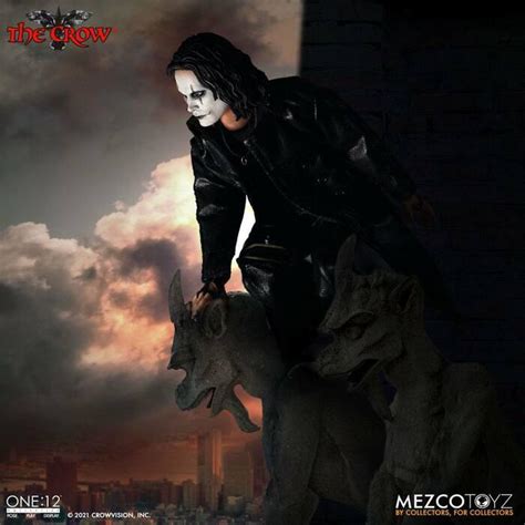 The Crow Eric Draven 112 Action Figure The Crow Mezco