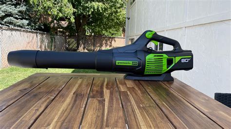 Greenworks Pro V Review A Powerful Adjustable Cordless Leaf Blower