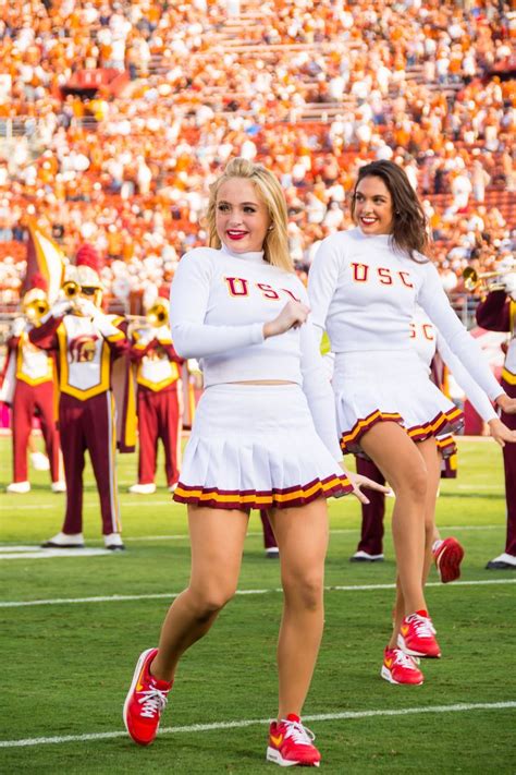 Usc Vs Texas Hottest Nfl Cheerleaders Hot Cheerleaders Cute Cheerleaders