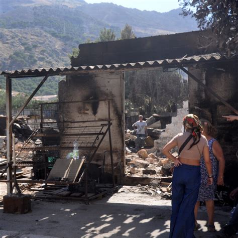 Stato Di Emergenza Per Gli Incendi In Sicilia La Regione Ora Mette