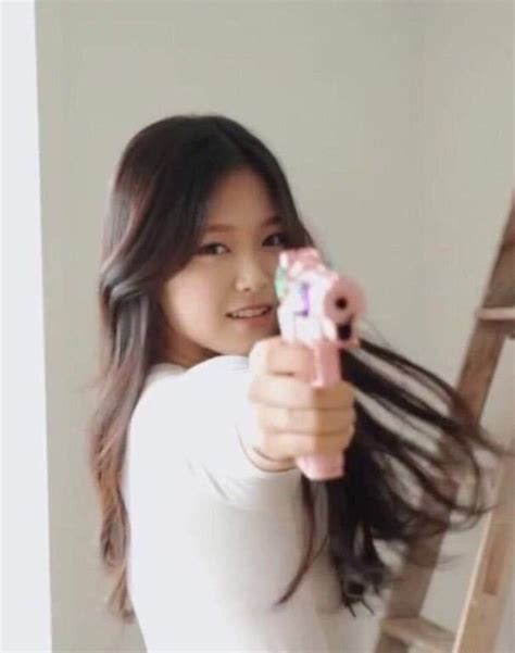 Lq Loona And Hyunjin Image On Favim