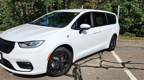 Chrysler Pacifica Hybrid Touring L S Appearance Pov Test Drive