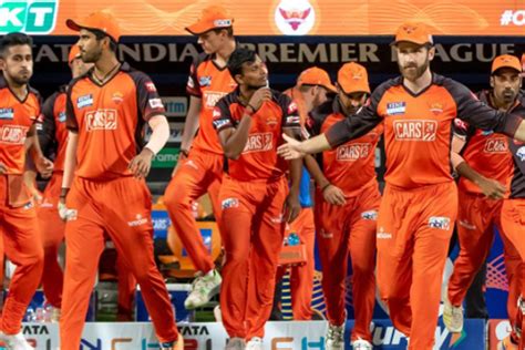 Mi Vs Srh Dream 11 Tips मुंबई और हैदराबाद की भिड़ंत वानखेड़े में