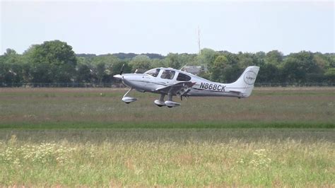 Cirrus Sr22 Turbo Landing Groningen Airport Eelde Youtube