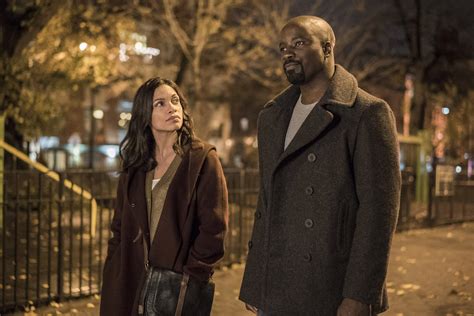 Luke Cage Netflix Review Marvel S Best Series Yet Scifinow