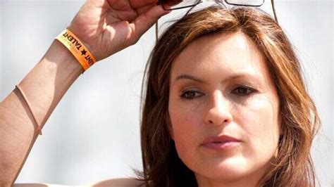 Mariska Hargitay Revela Que Sofreu Abuso Sexual Quando Tinha 30 Anos