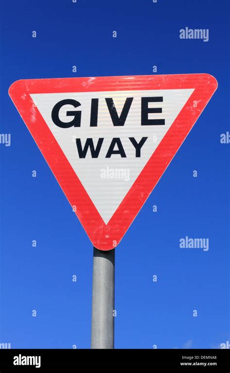 Give way road sign, UK Stock Photo - Alamy