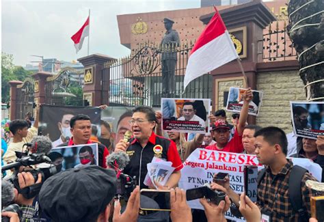 Ratusan Korban Investasi Bodong Berdemonstrasi Di Mabes Polri Nih