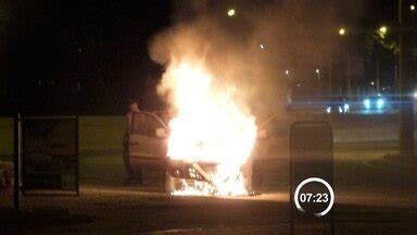 Bom Dia Vanguarda Carro Pega Fogo No Anel Vi Rio De S O Jos Dos