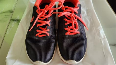 Nike Track Shoes, Women's Fashion, Footwear, Sneakers on Carousell