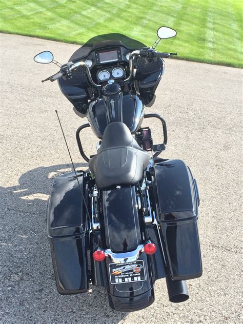 Harley Davidson Fltrxs Road Glide Special Performance Machine