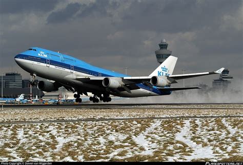 Ph Bfb Klm Royal Dutch Airlines Boeing 747 406 Photo By Steven Van