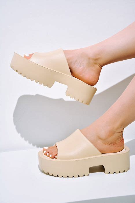 CAPE ROBBIN ORIYA ORIYA NUDE X NUDE Shiekh