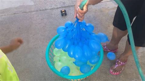 Bunch O Balloons Make 100 Water Balloons In One Minute Youtube